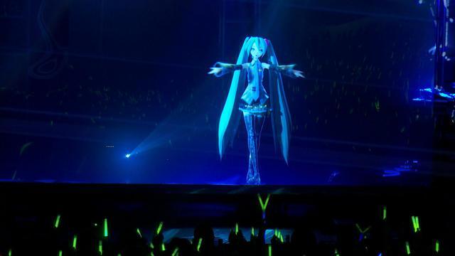 hatsune-101914-297504-640x360.jpg 