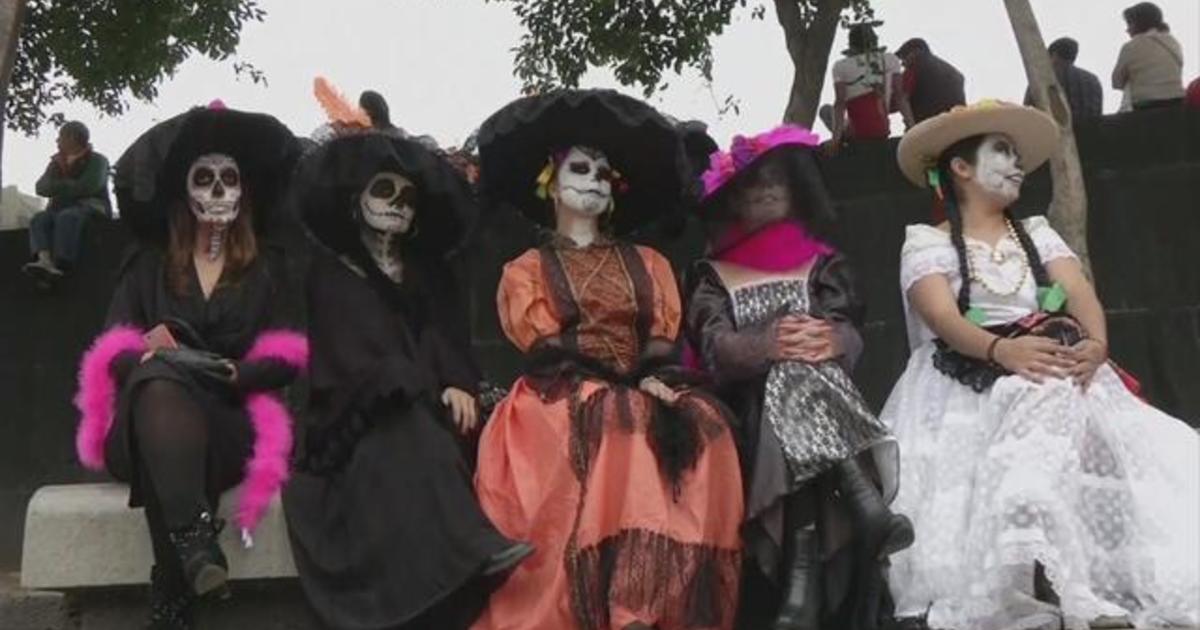 does mexico city celebrate day of the dead