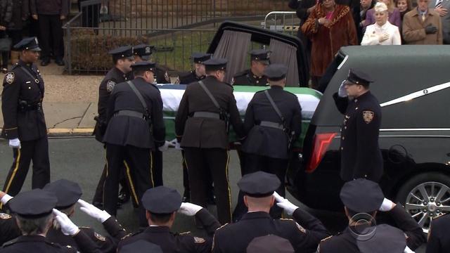 en-0104-nypdfuneral-327395-640x360.jpg 