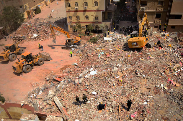 building collapse — Egypt 