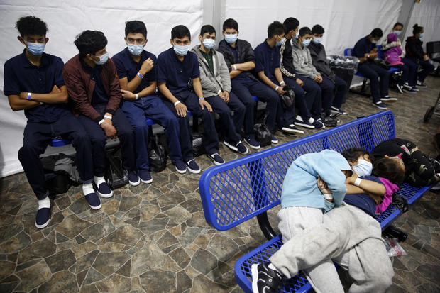 US-TEXAS-BORDER-IMMIGRATION-DETENTION 