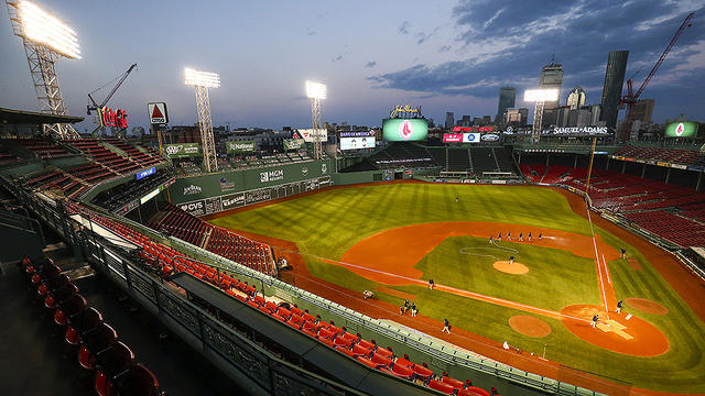 fenway-park.jpg 