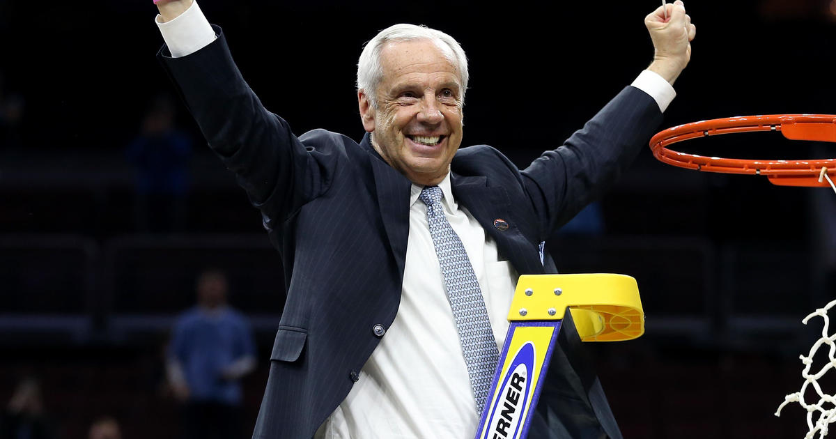 Roy Williams, North Carolina men's basketball coach, retires - CBS News
