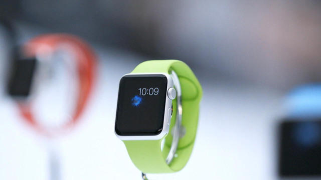 cbsn-0424-applewatch-shipping-382348-640x360.jpg 