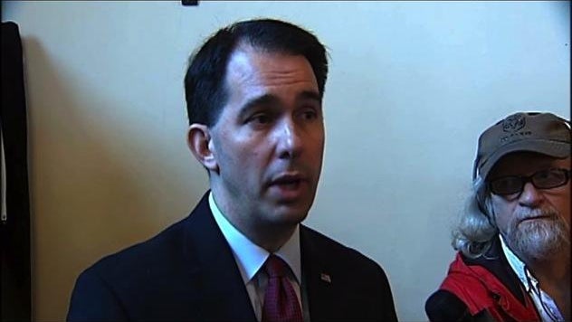 politics-walker2-64-402277-640x360.jpg 