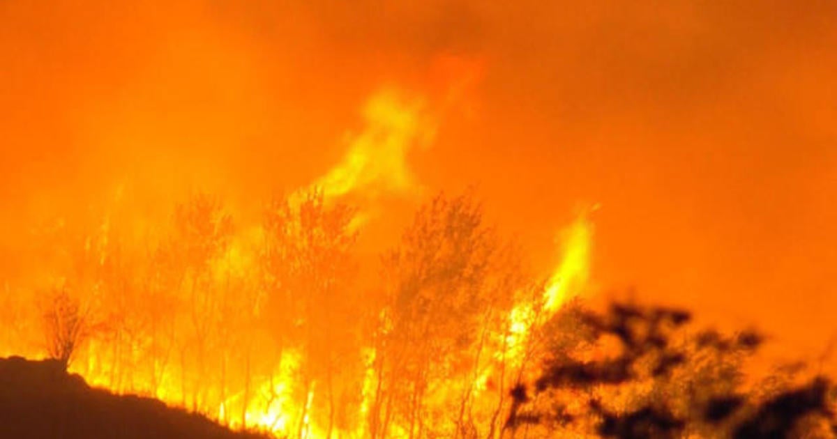 Wildfires turn deadly in Washington State - CBS News