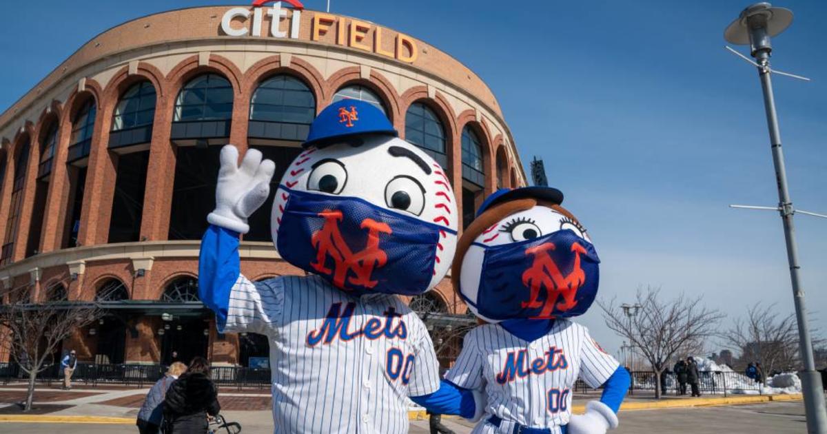 Fans Excited For Mets Opening Day At Citi Field - CBS New York