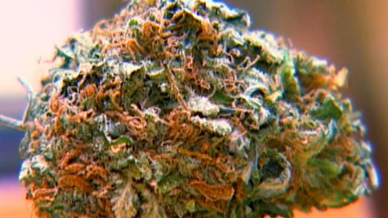 Supreme Court rejects Nebraska, Oklahoma challenge to Colorado's marijuana  legalization - CBS News