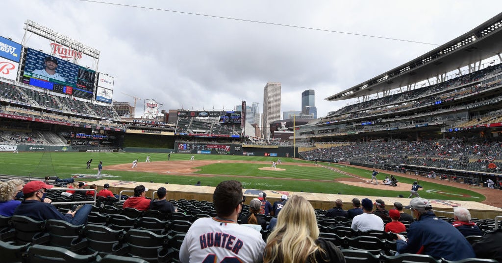 With Fans Back At Target Field, Twins Blow Out Mariners 10-2 In Home ...