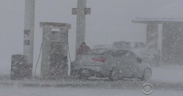 Huge storm brings tornadoes and snow to Midwest - CBS News
