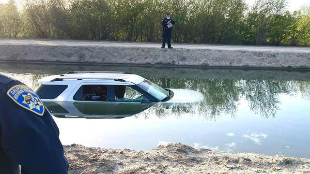 chp-modesto-car-into-canal.jpg 