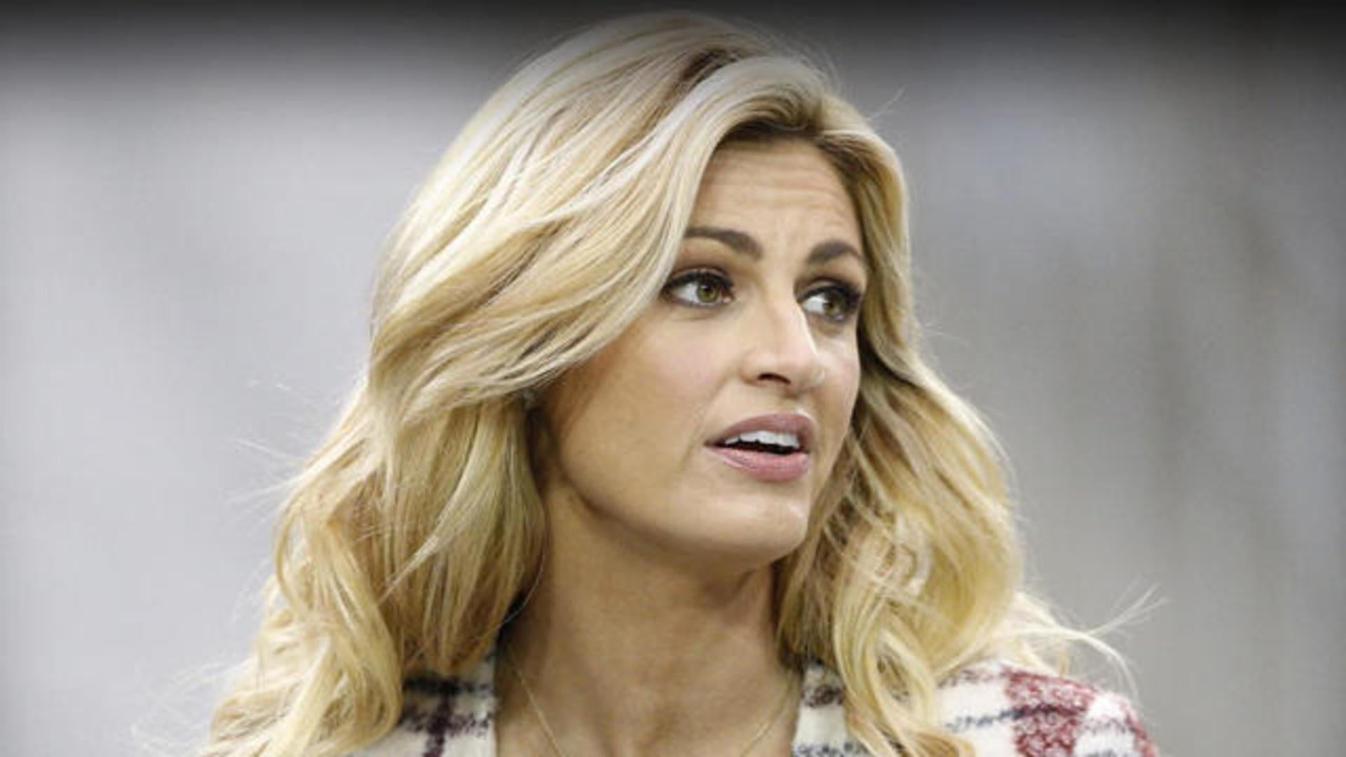 Erin Andrews awarded $55 million in stalker video lawsuit - CBS News