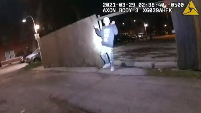 cbsn-fusion-video-of-chicago-police-fatally-shooting-13-year-old-boy-released-thumbnail-694290-640x360.jpg 