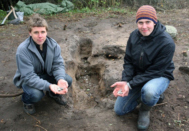 Brothers Arvid (L) and Edvin Sandborg (R