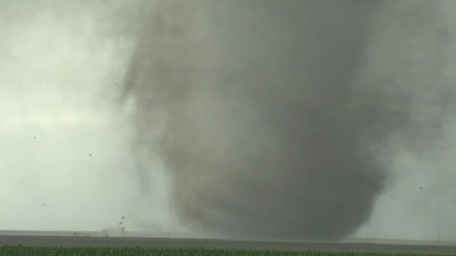 cbsn-kansas-tornado-0525-1068553-640x360.jpg 