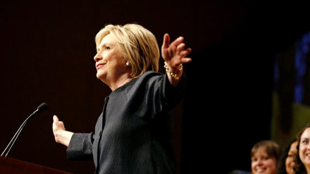 cbsn-0529-hillaryemailfcb-1070318-640x360.jpg 