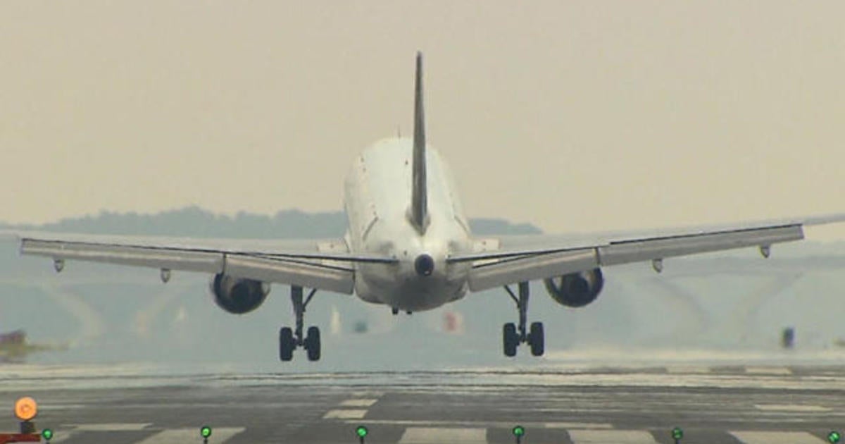 Why don't planes stream their flight data in real time? - CBS News