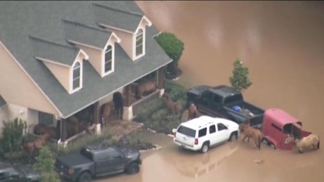 0601-cbsn-gta-txflooding-1071409-640x360.jpg 