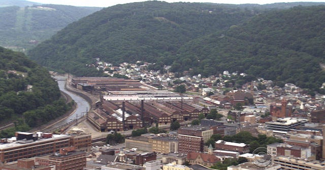 Pennsylvania's steel workers turning to Trump CBS News