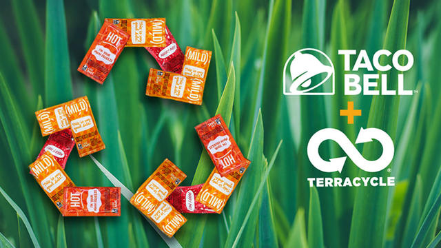 taco-bell-sauce-packets-recycling.jpg 
