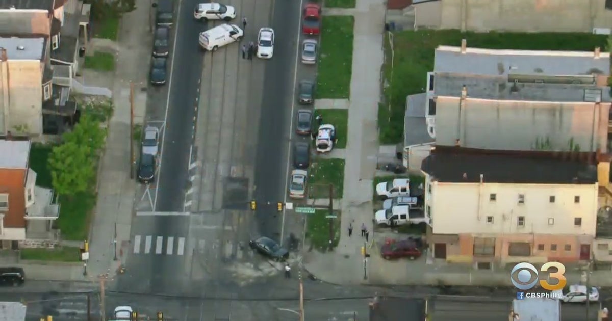 Philadelphia Police Officer Injured In Hunting Park Crash While ...