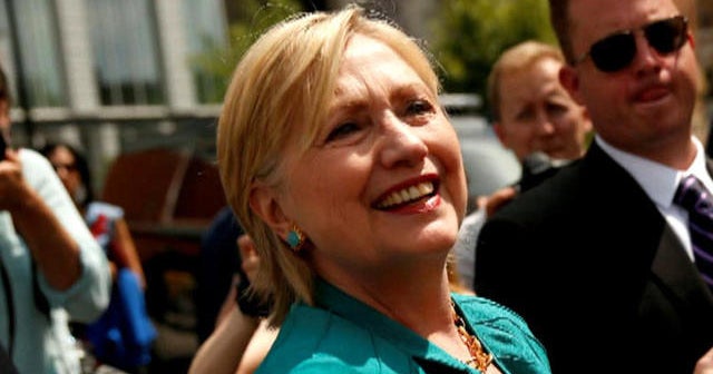 FBI hands over Clinton documents to Congress - CBS News