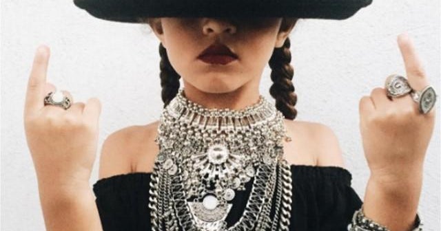 5yearold slays Halloween with "Lemonade" costumes CBS News