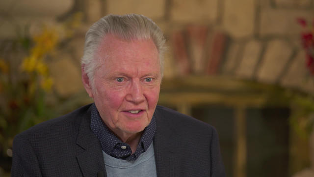 jonvoightinterview-700644-640x360.jpg 