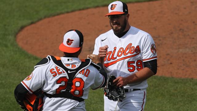 pedro-severino-zac-lowther-orioles-1-2.jpg 