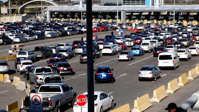 0127-cbsn-jar-mexicobordertax-1240551-640x360.jpg 