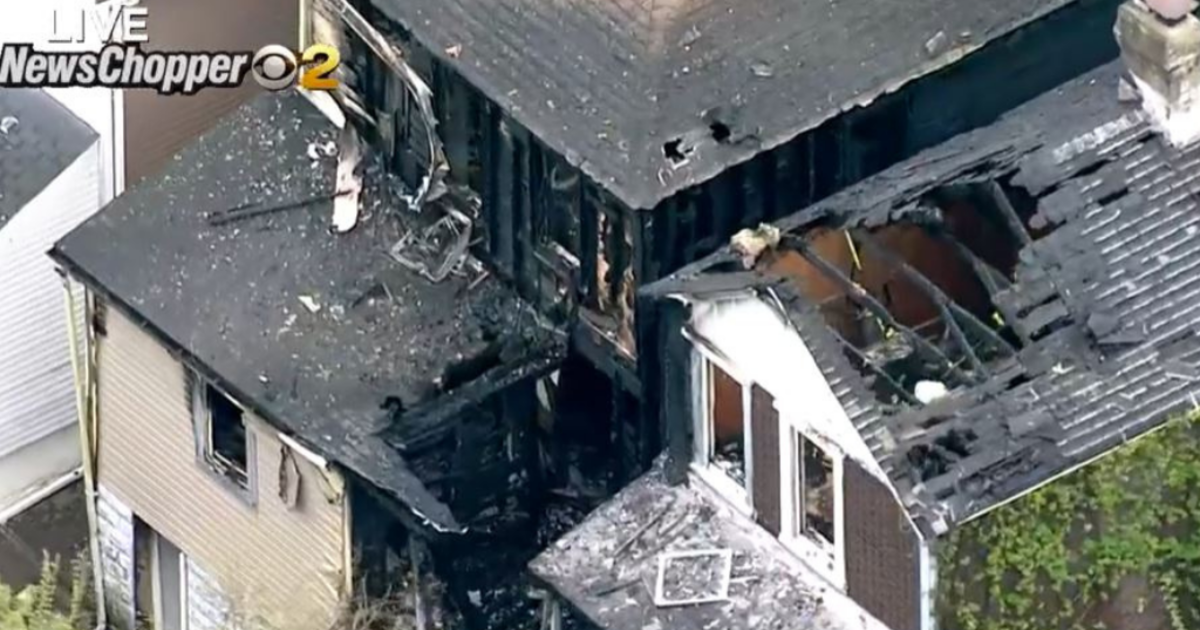 2 Houses Damaged By Fire In Monessen - CBS Pittsburgh