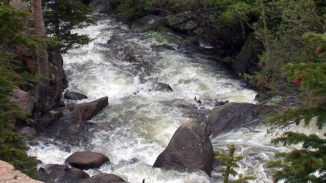 0416-sunmo-coloradorockies-1292432-640x360.jpg 