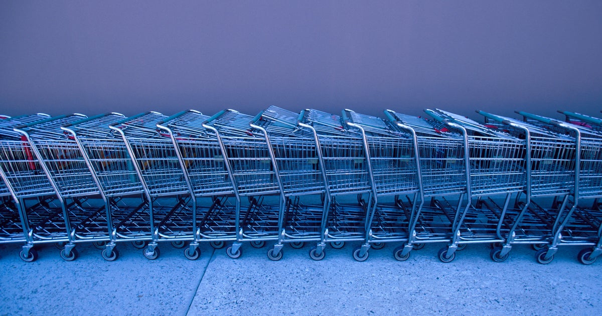 Balch Springs residents say shopping cart buildup is creating a safety risk Balch Springs residents say shopping cart buildup is creating a safety risk