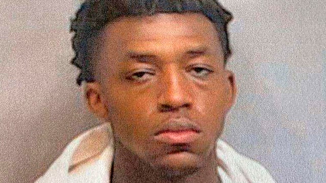 Murder Suspect-Escape From Airport 