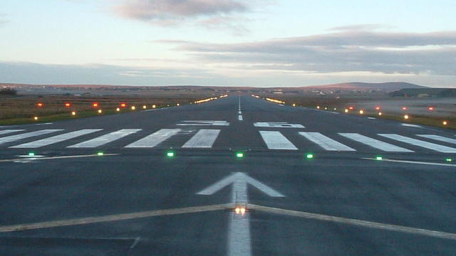Airport-Runway.jpg 