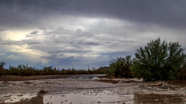 cbsn-0716-arizonaflashfloodingaas-1356060-640x360.jpg 