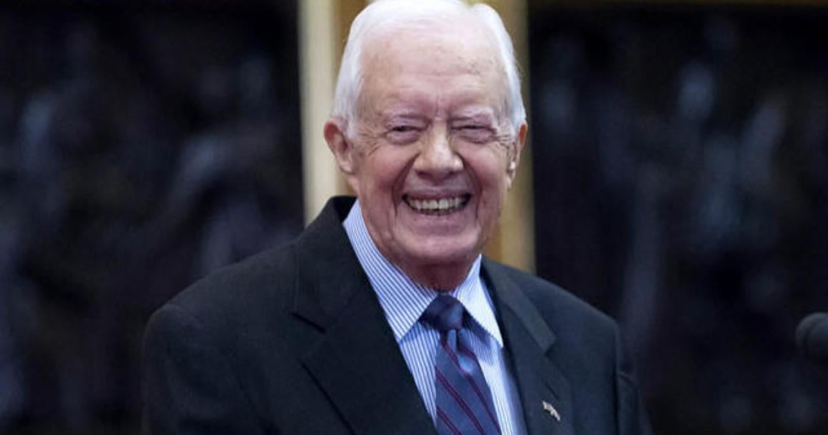 Former President Jimmy Carter collapses from dehydration - CBS News