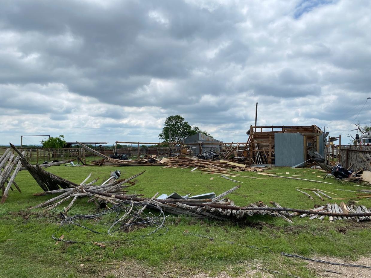 Popular Wedding Venue In North Texas Town Of Blum Severely Damaged By ...