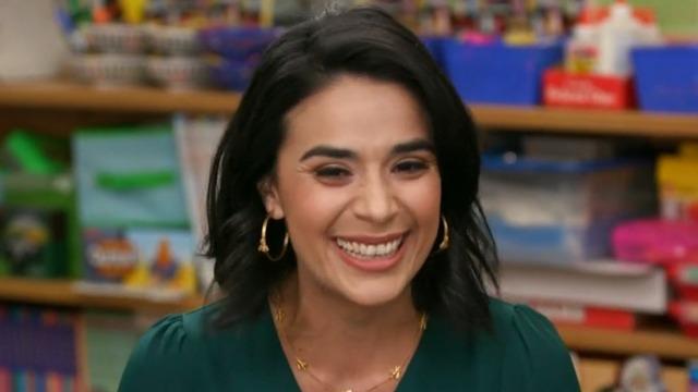 cbsn-fusion-cbs-this-morning-reveals-the-2021-national-teacher-of-the-year-thumbnail-709319-640x360.jpg 