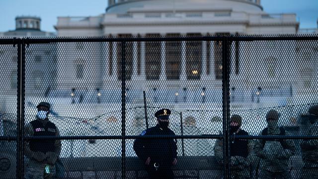 TOPSHOT-us-politics-ELECTION-capitol-vote-demonstration 