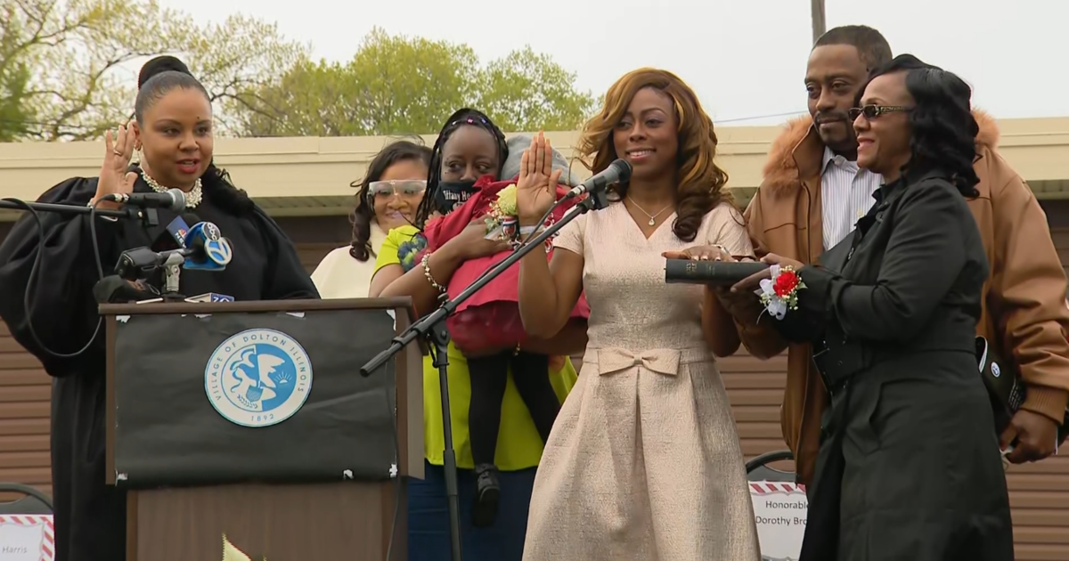 Tiffany Henyard Sworn In As Dolton's First Woman Mayor - CBS Chicago