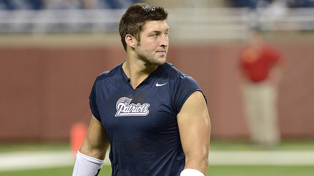 Tim Tebow and Urban Meyer are officially reunited with Jaguars