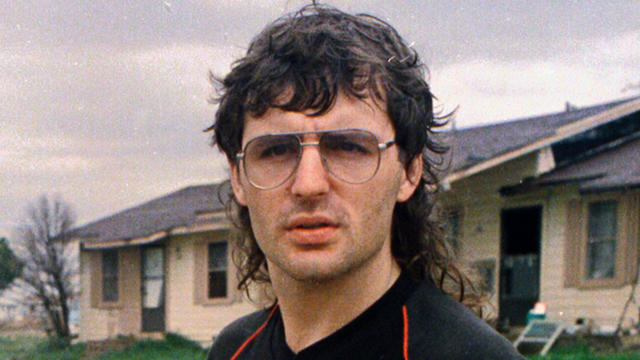 rfsvgs6mbyxkhi4gun9-d5xb-nmaw-mo-david-koresh-full-262966-713132-640x360.jpg 