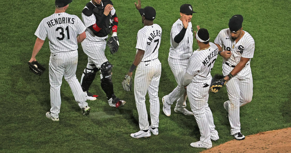 Andrew Vaughn Hits First Homer White Sox Clobber Twins For Fifth Straight Win Cbs Chicago