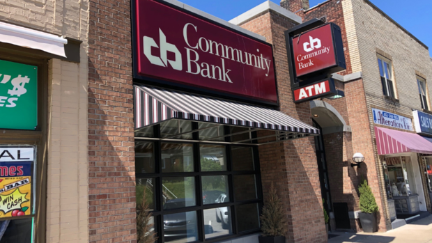 brookline boulevard community bank robbery 