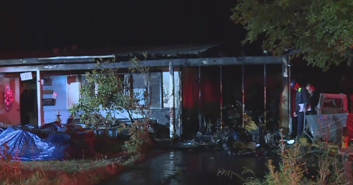 5 People Displaced After Citrus Heights Garage Fire - CBS Sacramento