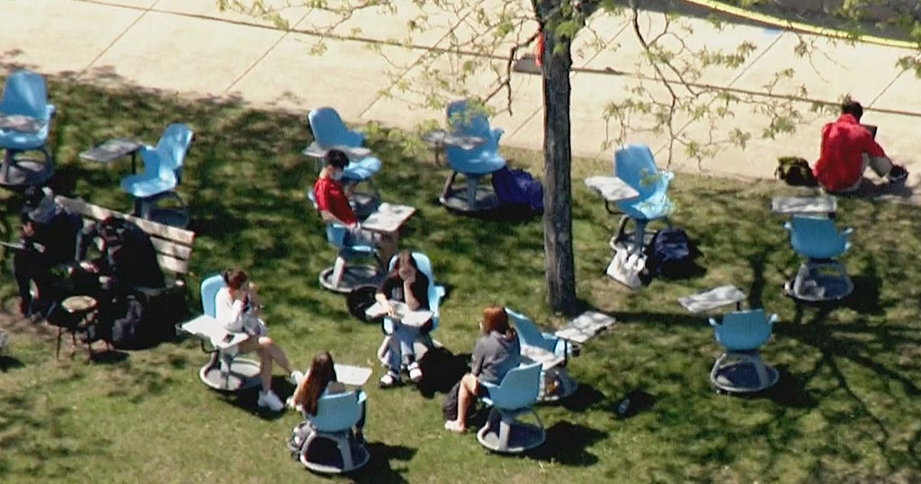Most Massachusetts High School Students Return For In-Person Learning ...