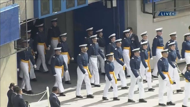 USAFA GRADUATION 12VO .transfer_frame_64 