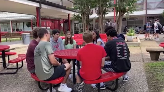 threetripletsetsgraduate.jpg 