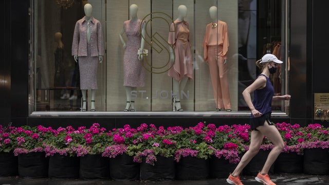 shoppers return to stores after pandemic 